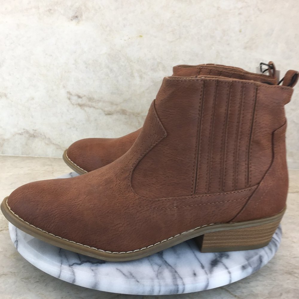 Universal Thread Women's Booties 096 10 4873 Cognac/Georgia Size 9 NWT